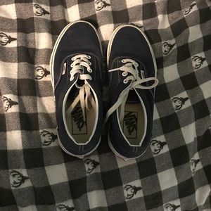 Navy vans